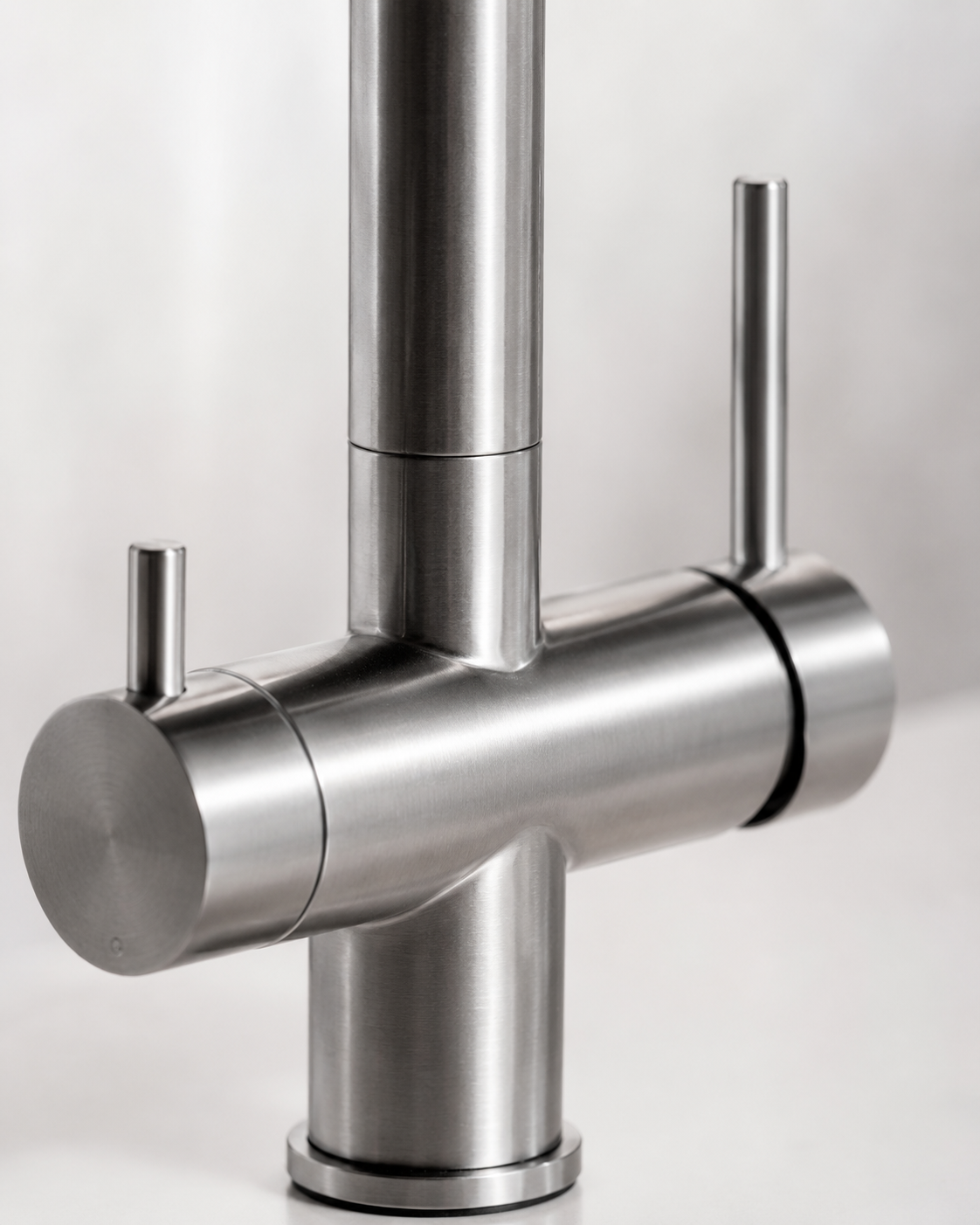 Close-up of the dual lever design on the pull-out filtered mixer tap